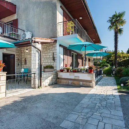 Mediteraneo Apartment
